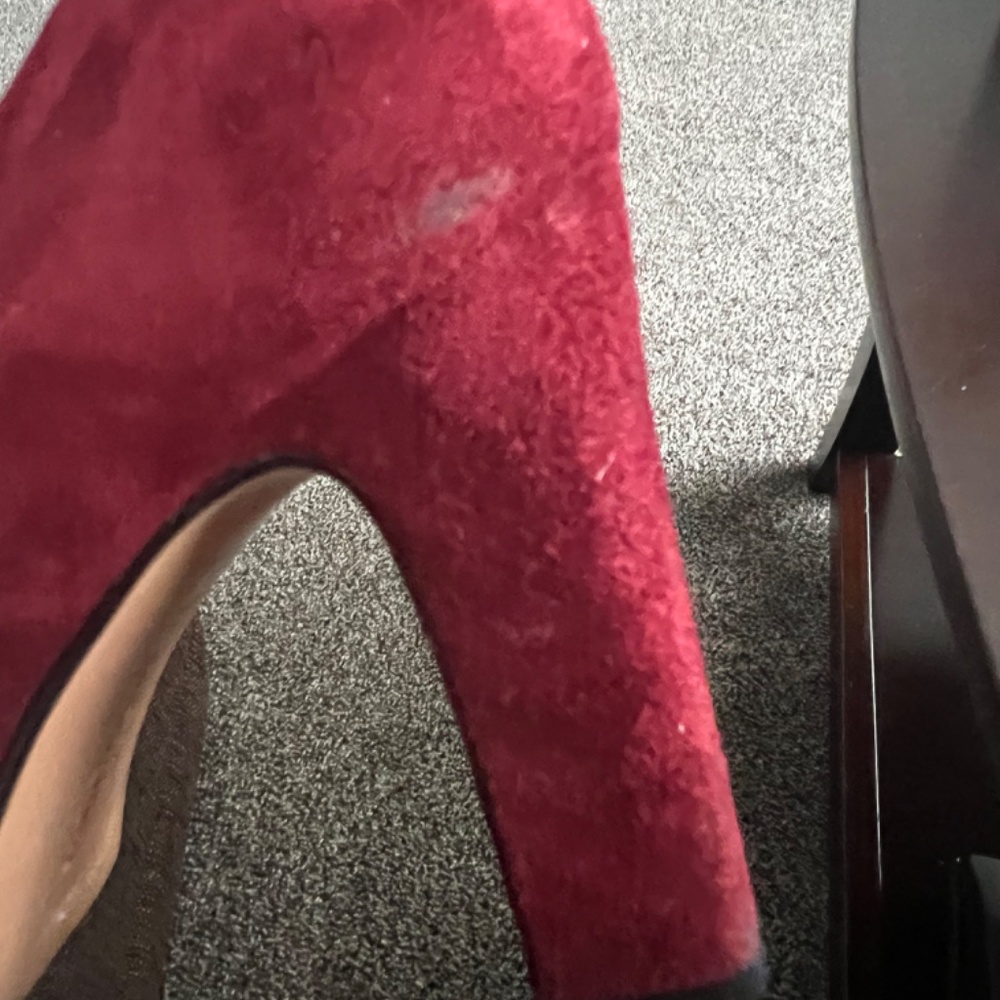 Salvatore Ferragamo, Size 7 B, red - Picture 9 of 11